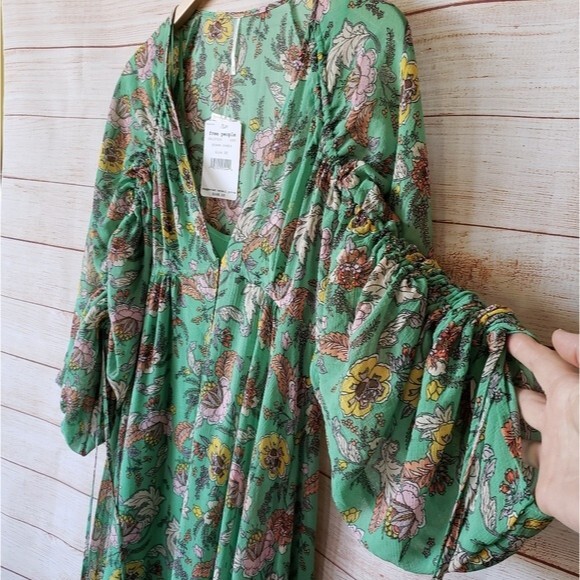 Free People Earthfolk Button Front V-neck Ruched Sleeve Maxi Floral Print Dress - Picture 7 of 15